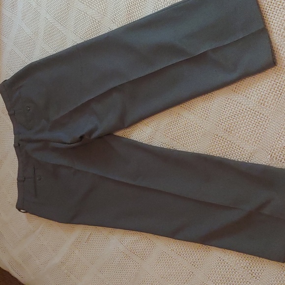 Van Heusen size 38 / 30 mens gray dress pants - Picture 3 of 7